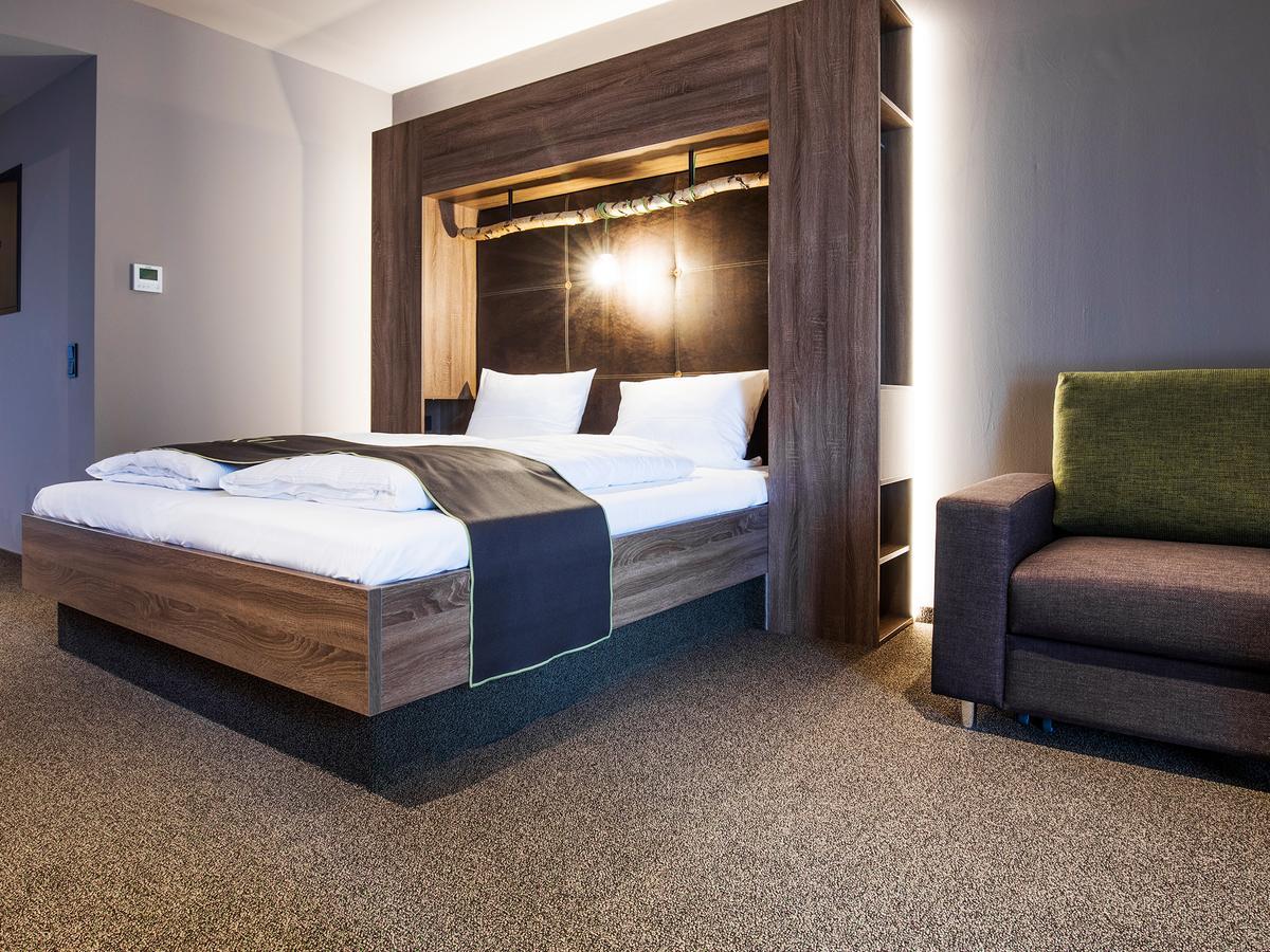 Riku Hotel Ulm Exterior photo