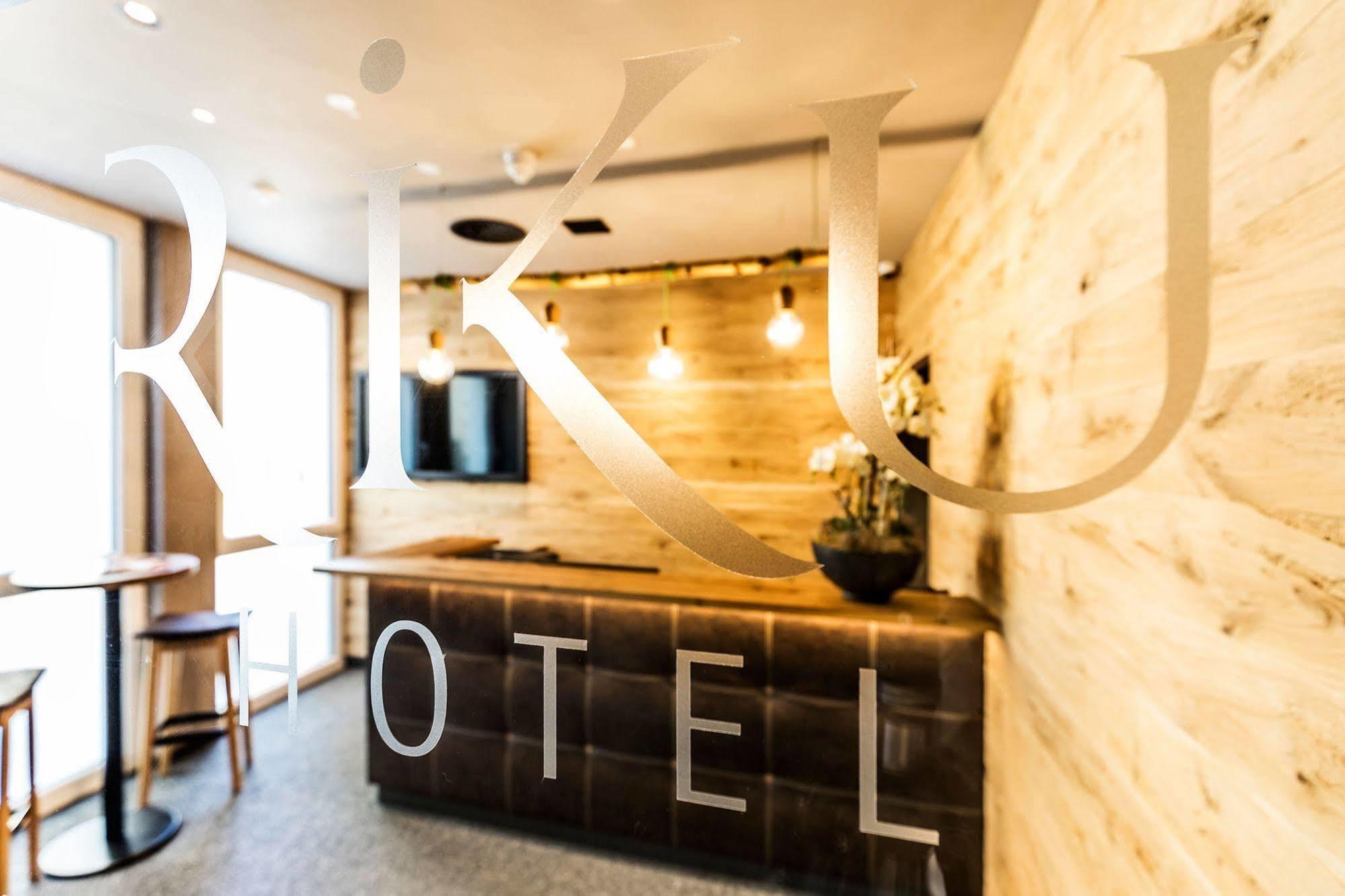 Riku Hotel Ulm Exterior photo